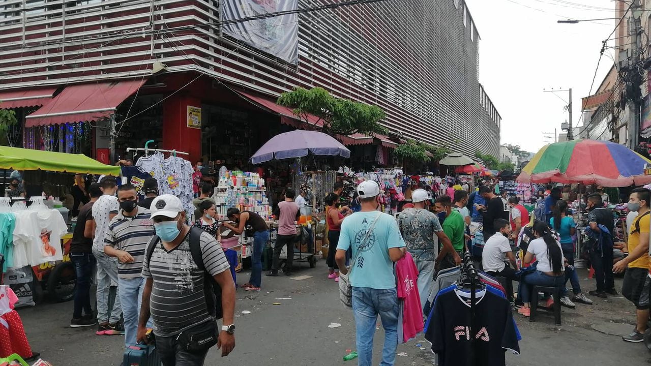 Buscan reubicar a los vendedores informales de Cúcuta
