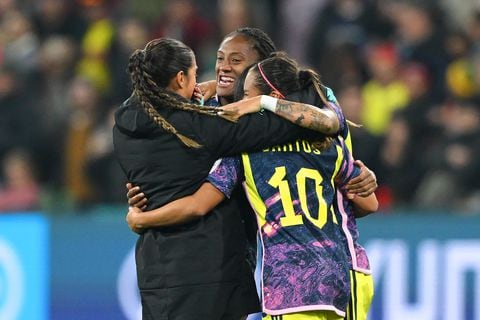 Colombia celebra su clasificación a cuartos de final
