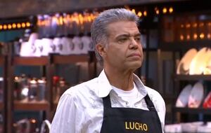El actor Lucho Arango se convirtió en el segundo eliminado del reality de cocina.