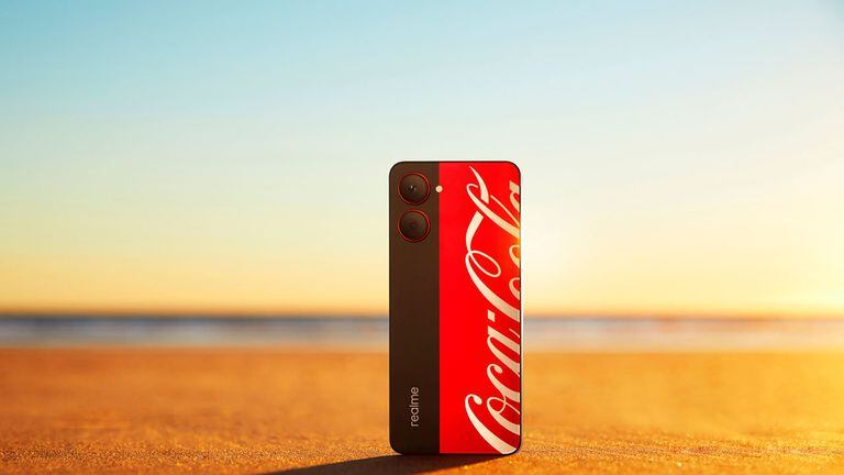 realme 10 5G Coca-Cola Edition, es un teléfono edición limitada para coleccionistas.