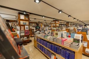 Librería Lerner. Centro de Bogotá. Semana.