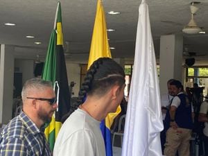 Hasta el momento no ha iniciado el encuentro, pero ya llegó el jefe de la delegación de las EMC de las FARC.