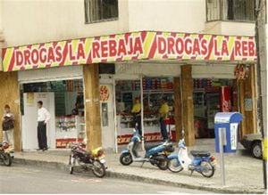 Directivos de drogas La Rebaja participaron en actividades que resultaban necesarias para que la compañía no figurara como propiedad de los Orejuela.