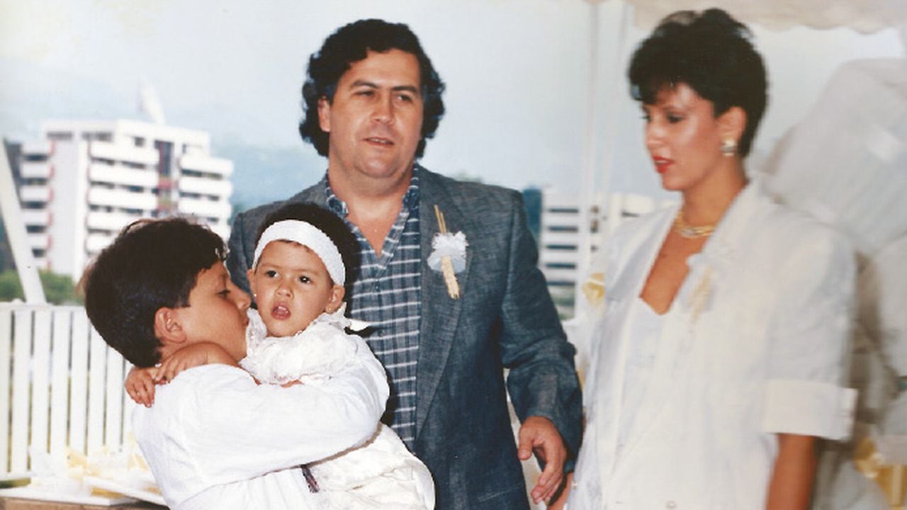 пабло эскобар жена. Victoria eugenia henao. пабло эскобар жена. себастьян маррокин. сын пабло эскобара.