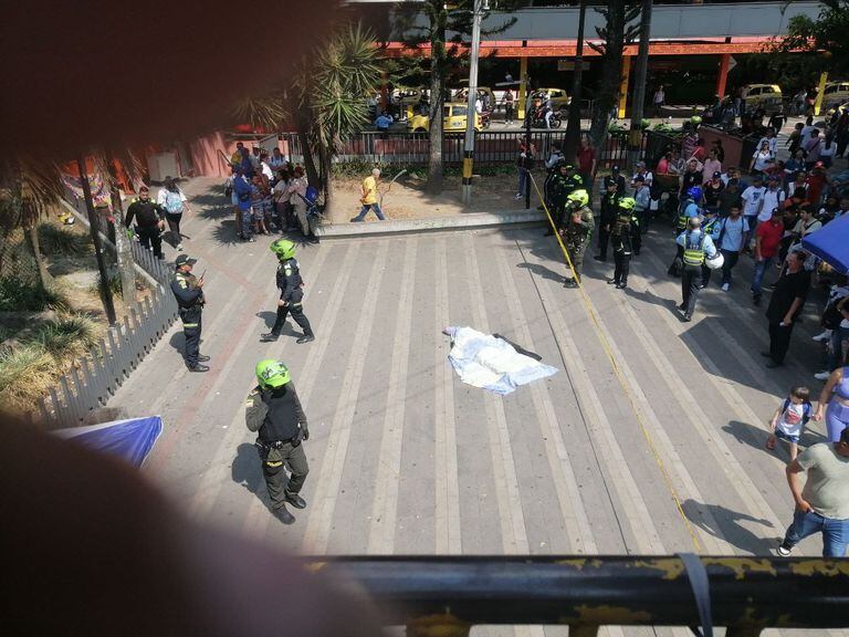 Dos extranjeros murieron en balacera en Medellín.