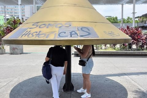 Las campanas del monumento al maestro Jairo Varela, fueron Vandalizadas el pasado 8 de Marzo en la Marcha Feminista.