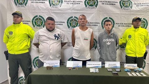 Presuntos integrantes de Los Costeños capturados por la Policía.