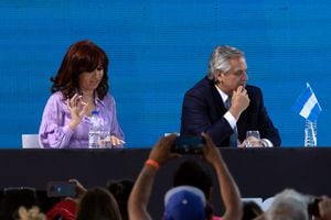 Cristina Fernández y Alberto Fernández, antes de las elecciones del domingo.
