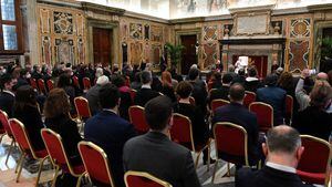 Encuentro del consorcio internacional de medios de comunicación católicos Catholic fact-checking con el papa Francisco, en el Vaticano.