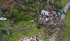 El tornado dejó varios hogares afectados además de víctimas mortales (foto de referencia)