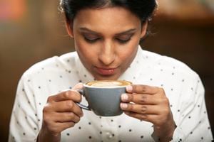La ingesta de café puede ayudar a acelerar el metabolismo.