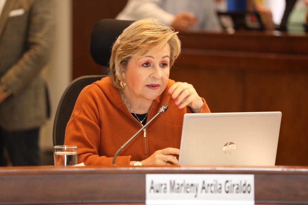 Esta decisión en contra de la concejal Aura Marleny Arcila Giraldo quien sacó 11.148 votos, es de segunda instancia