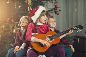 Cantar los villancicos en Navidad es una tradición milenaria.