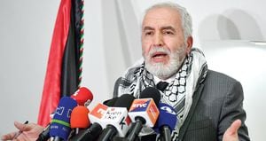  El embajador de Palestina en Colombia, Raouf Al Malki, negó los hechos a pesar de las pruebas.