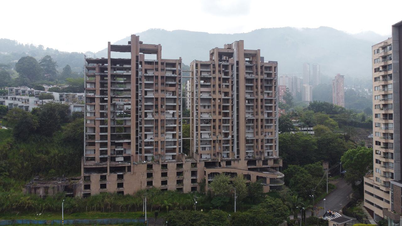 Estudio revela los graves daños estructurales del edificio Continental Towers 
Medellín El Poblado 
octubre 12 del 2022
Foto Guillermo Torres / Semana