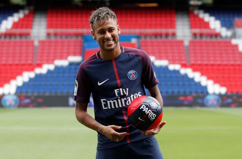 Soccer Football - Paris Saint-Germain F.C. - Neymar Jr Press Conference - Paris, France - August 4, 2017 New Paris Saint-Germain signing Neymar Jr REUTERS/Christian Hartmann