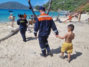 La Armada de Colombia rescató 22 turistas