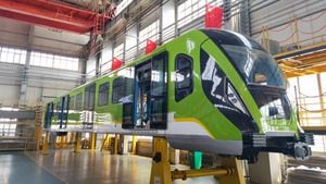 La empresa china CRRC, contratista del concesionario Metro Línea 1, ya realiza las pruebas del primer vagón.