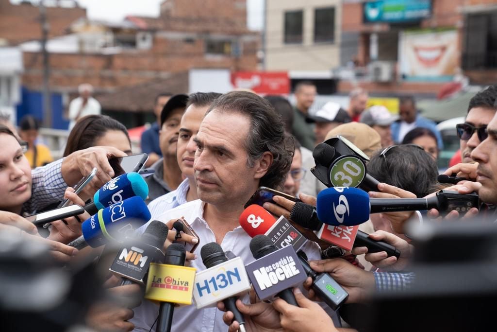 Federico Gutiérrez denuncia supuesto plan del presidente Petro para incidir en las elecciones de Medellín.