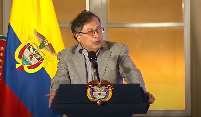 El presidente Gustavo Petro durante el acto simbólico de la radicación de la reforma laboral.