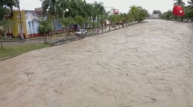 Más de 24 municipios del Valle están afectados por las fuertes lluvias registradas este Jueves Santo.