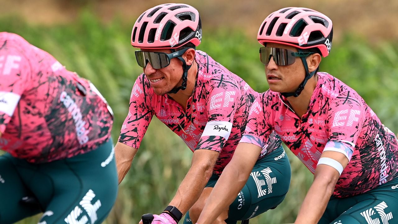ESTEPONA, SPAIN - SEPTEMBER 01: (L-R) Rigoberto Uran Uran of Colombia and Johan Esteban Chaves Rubio of Colombia and Team EF Education - Easypost compete during the 77th Tour of Spain 2022, Stage 12 a 192,7km stage from Salobreña - Peñas Blancas. Estepona 1260m / #LaVuelta22 / #WorldTour / on September 01, 2022 in Estepona, Spain. (Photo by Getty Images/Tim de Waele)