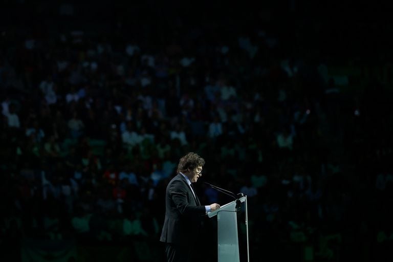 El presidente de Argentina, Javier Milei, participó en la reunión del partido de extrema derecha español Vox.