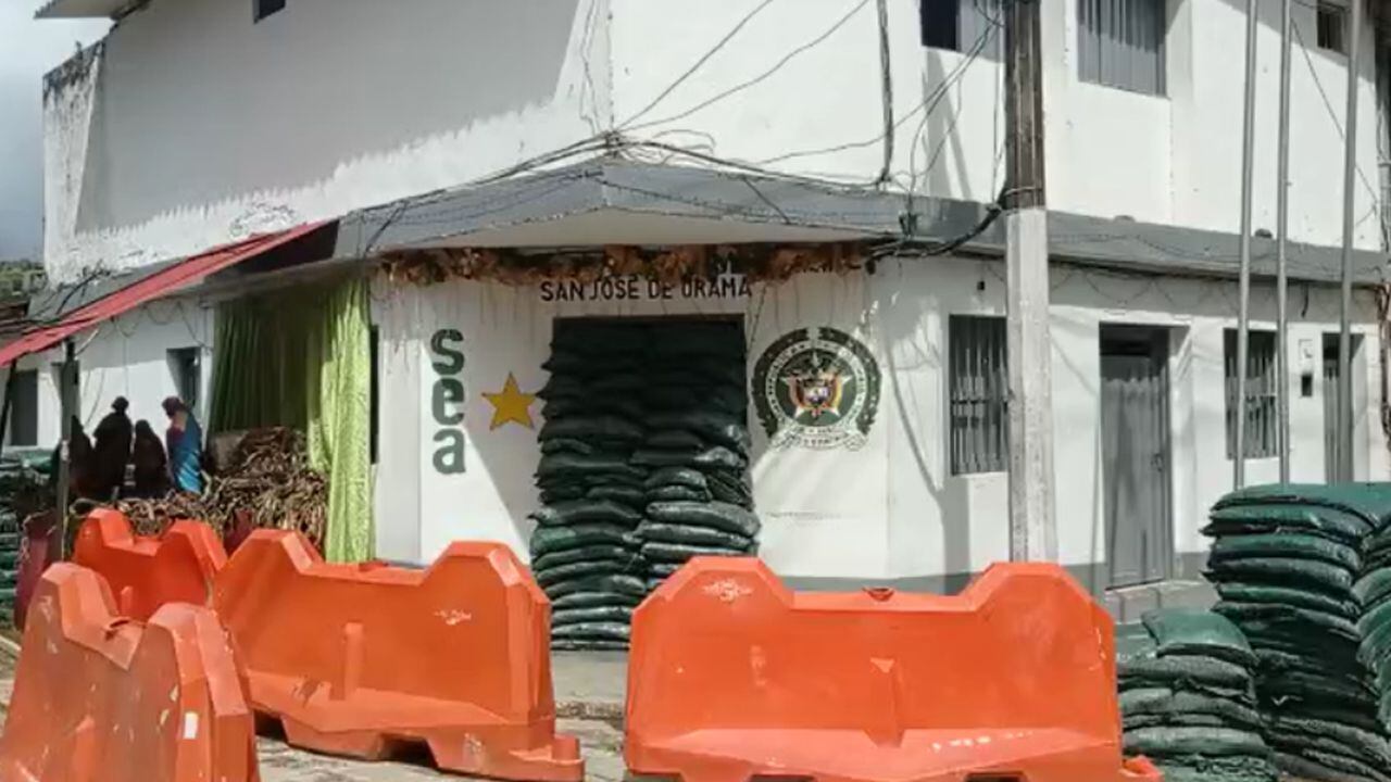 Fachada de la vivienda desde donde se prestaba el servicio de la Policía Nacional en el corregimiento San José de Urama de Dabeiba, Antioquia.