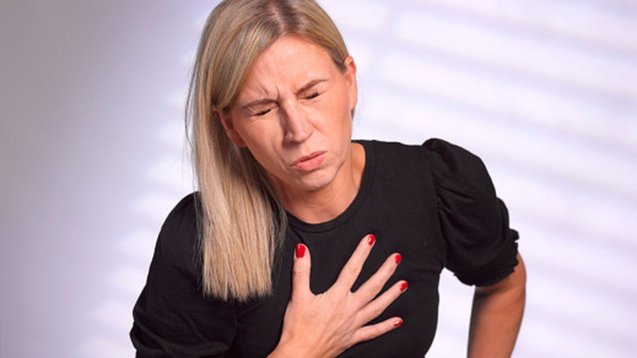 El infarto de miocardio se produce cuando se bloquea el flujo de sangre que va al corazón.