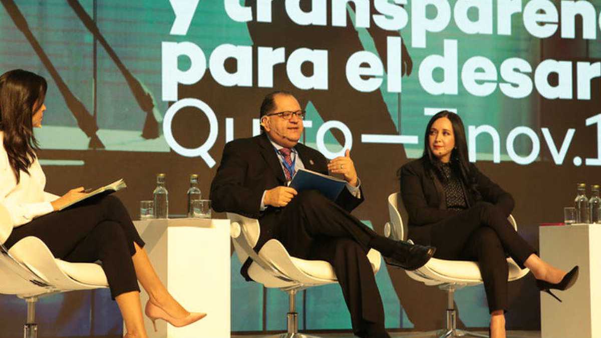 Luis Felipe López-Calva, director regional para América Latina y el Caribe del Pnud, y Marisol Argueta, directora principal para América Latina del Foro Económico Mundial. Cortesía.