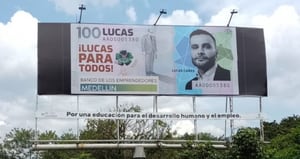 Valla que causa polémica en la ciudad de Medellín, en medio de la batalla por la Alcaldía: "Lucas para todos".