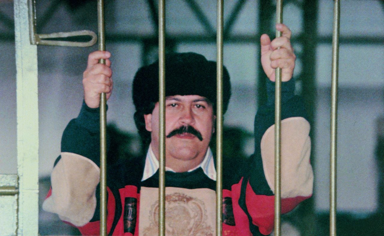 Pablo Escobar en la Cárcel de Envigado