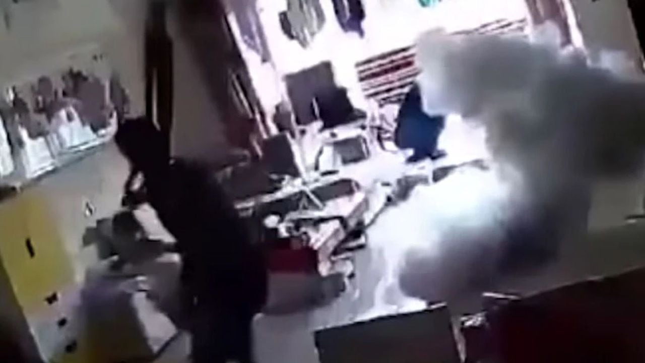Batería de un monopatín explotó en Recoleta, Argentina.