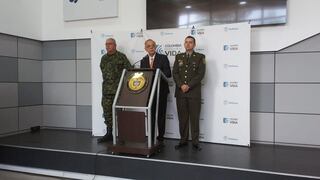 El ministro de Defensa, Iván Velásquez, anunció el regreso de los bombardeos.