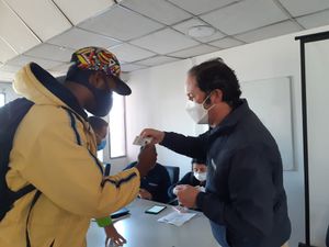 El director de Migración Colombia, Juan Francisco Espinosa, precisó que están  llegando al millón 300 mil agendas y en biometría cerca 860 mil registros.