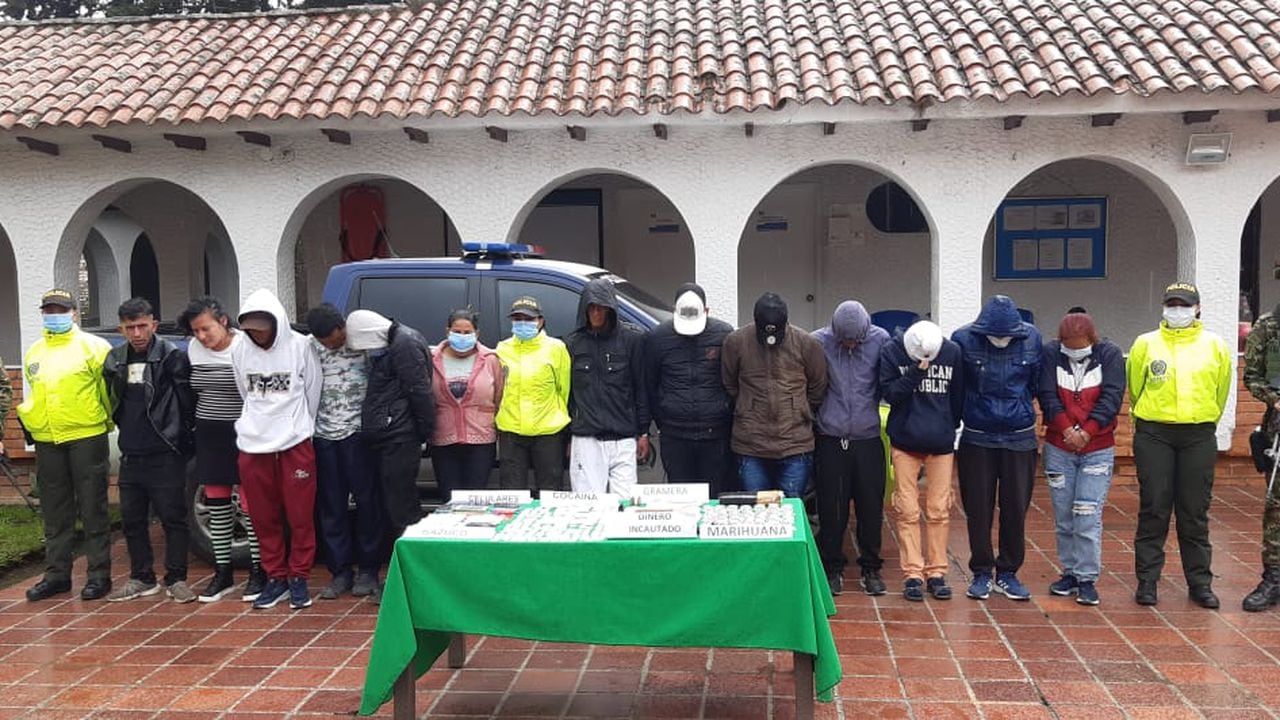 En pamplona, Norte de Santander, capturaron a 13 personas por los delitos de fabricación, tráfico y porte de estupefacientes.