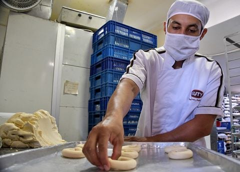 La mayoría de los grandes panaderos de Cali provienen de Marinilla, Antioquia. Aunque se sienten "más vallunos que el pandebono"-