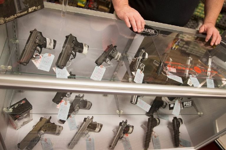 Tienda en la que venden armas en Missouri, EE.UU. Archivo AFP