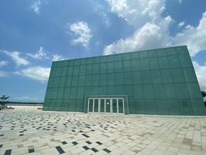 El Pabellón de Cristal, en el malecón de Barranquilla, será una de las sedes del evento del BID.
