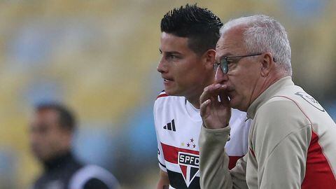 Dorival espera seguir contando con James en el 2024.