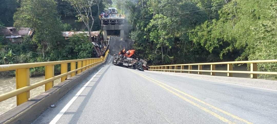 Los expertos determinarán las causas exactas del colapso del puente