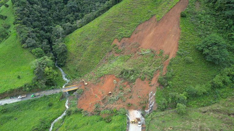 Deslizamiento de gran magnitud hacia Quibdó, Chocó.