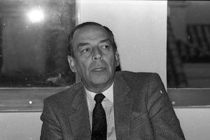El 2 de noviembre de 1995, el conservador Álvaro Gómez Hurtado fue asesinado con cuatro disparos en Bogotá. Su crimen fue declarado de lesa humanidad en 2017.