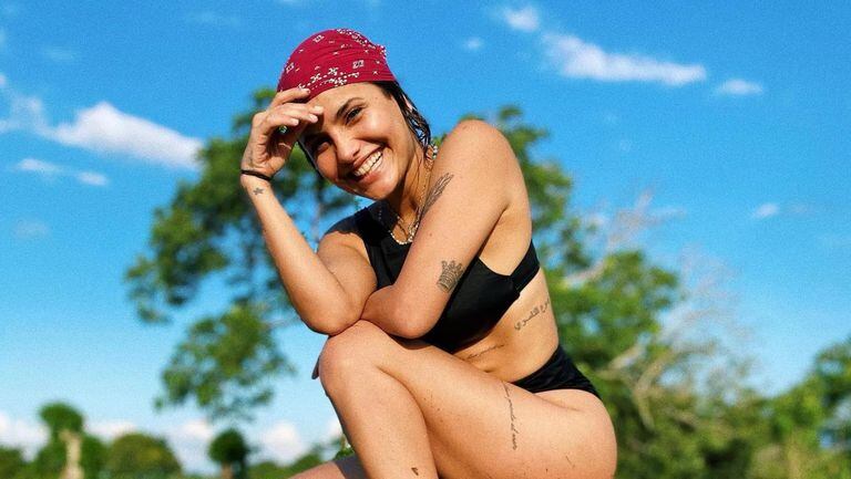 Martina la peligrosa posa «sexy» en bikini y derrite a sus seguidores