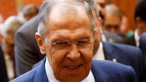 El ministro de Relaciones Exteriores ruso, Serguéi Lavrov, mencionó el miércoles –15 de febrero– que Moscú se centraría en terminar con lo que tildó de “monopolio” occidental.