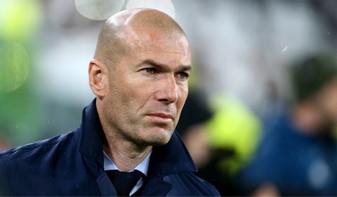 Zinedine Zidane fue jugador de la escuadra italiana entre 1996 al 2001.