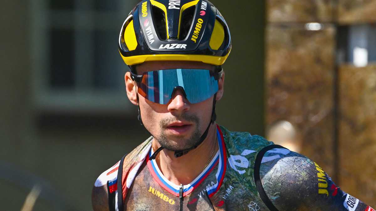 Primoz Roglic, candidato al título del Tour de Francia 2022 ha sufrido el recorrido en las primeras etapas