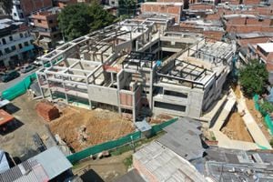 Renacer, Jardín buen comienzo en el Barrio Pablo escobar en Medellín. 300 niños de los 0 a 5 años se verán beneficiados