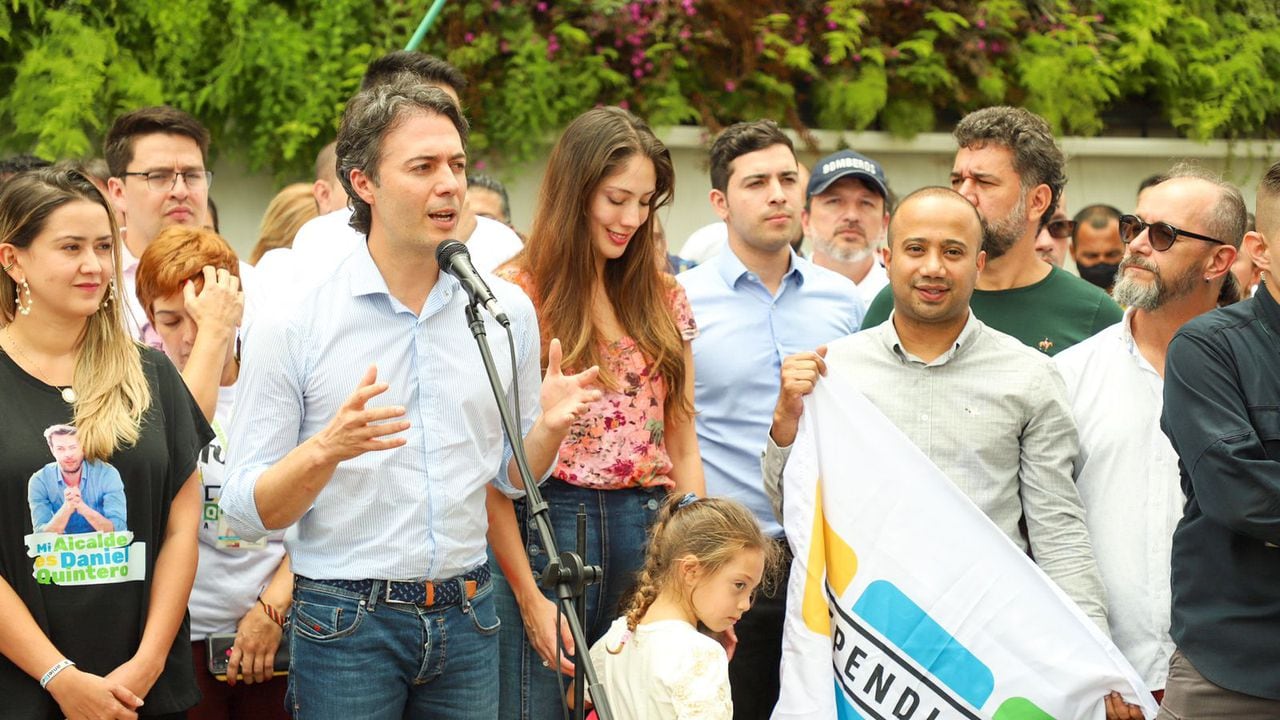 Daniel Quintero en rueda de prensa tras el retiro del alcalde encargado de Medellín.