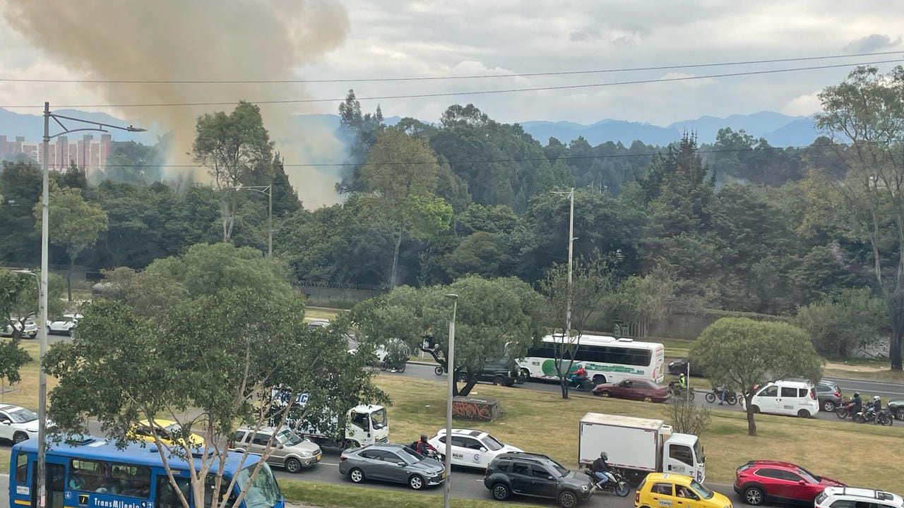 Se reporta un incendio en la Avenida Boyacá, en Bogotá